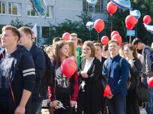 День знаний в МАИ прошёл на высоте: тысячи гостей и небывалая праздничная программа 